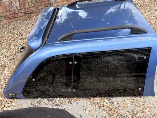 Nissan navara canopy d40 - nissan,